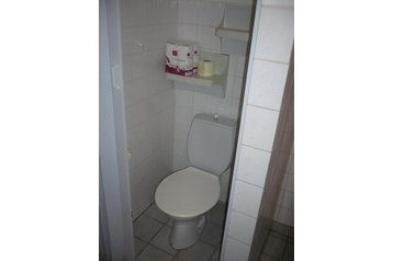 Cehia Byt Velký Osek, Exteriorul